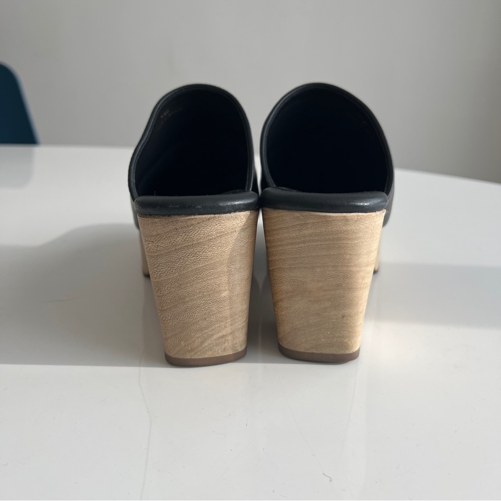 Everlane black leather clog wooden heel size 6.5 - Picture 5 of 8